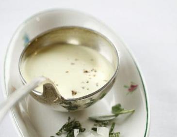 Salbei-Parmesan-Sauce