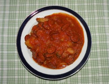 Feuriges Erdäpfelgulasch