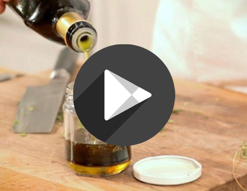 Klicken Sie mit der rechten Maustaste hier, um Bilder herunterzuladen: Video – Wie mache ich ein Kräuterdressing?